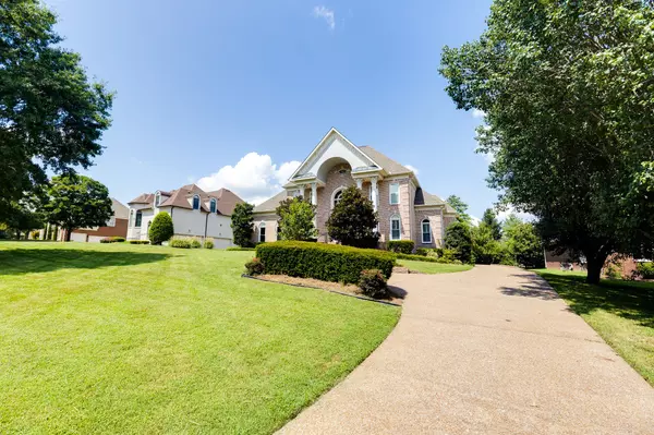 Brentwood, TN 37027,5172 Remington Drive