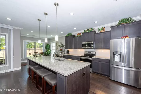 Maryville, TN 37801,816 Copperwood Lane