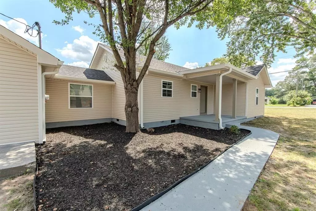 Savannah, TN 38372,635 Harbert Dr