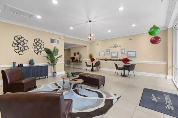 Nashville, TN 37203,3415 West End Ave #608