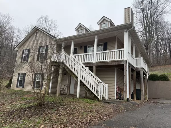 1210 Buckeye Rd, Fayetteville, TN 37334