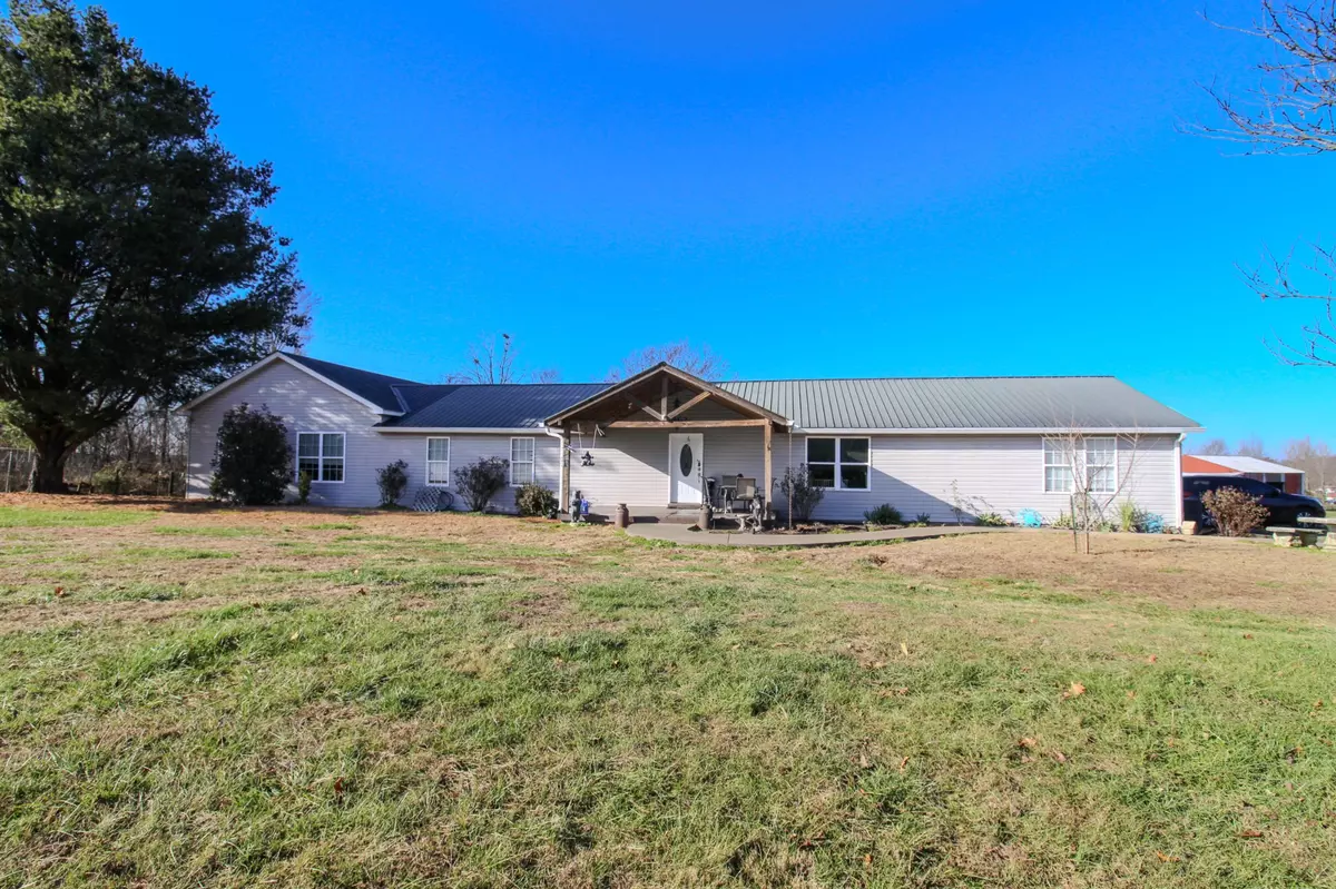 Lafayette, TN 37083,95 Fescue Ln