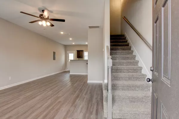 Clarksville, TN 37040,1115 Hillwood Dr #E3