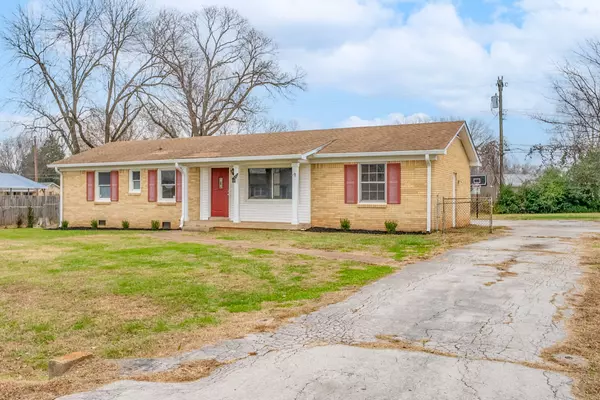 Clarksville, TN 37042,2215 Green Acres Dr