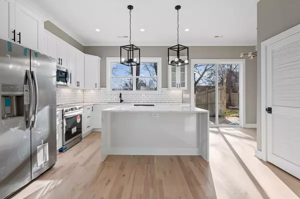 752B Croley Dr, Nashville, TN 37209