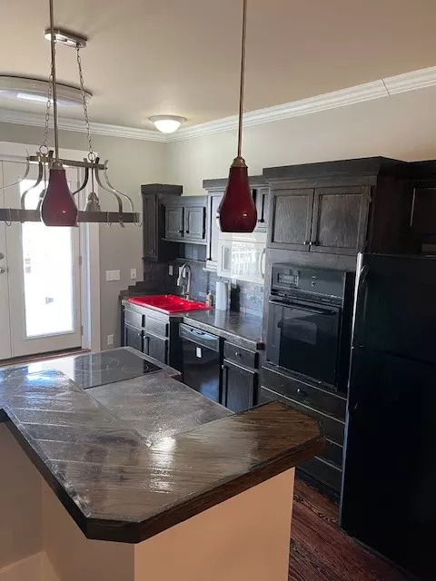 Sparta, TN 38583,23 N Main St