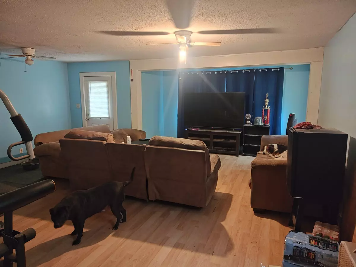 Clarksville, TN 37040,353 Hickory Hts