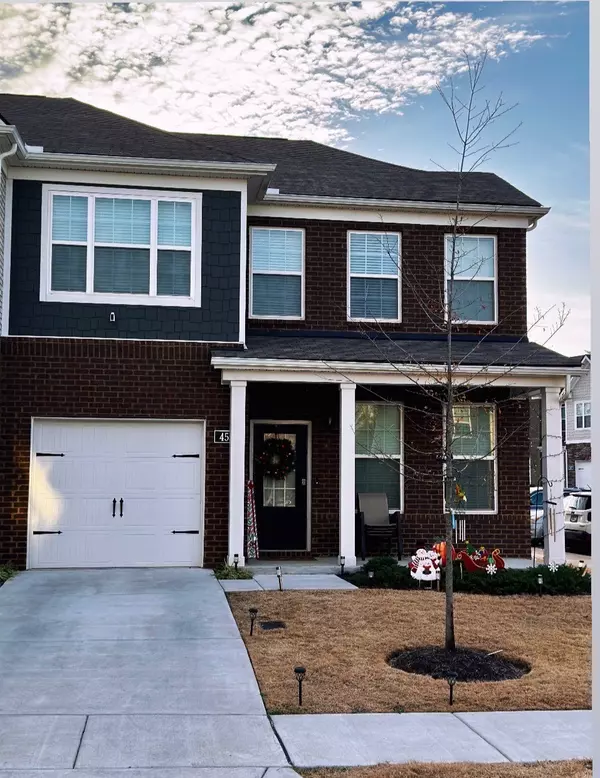 453 Augustine Dr, Lebanon, TN 37087