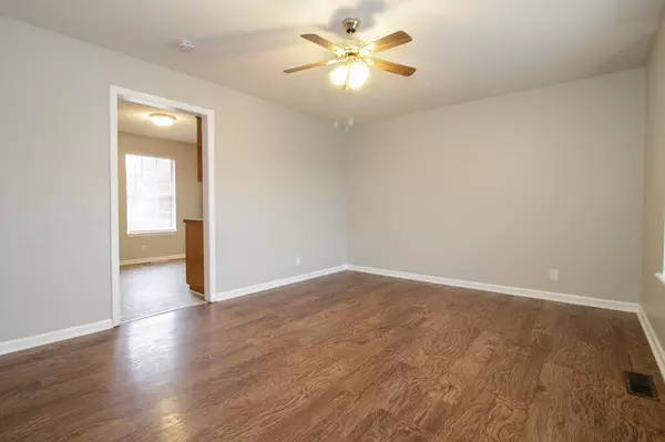 Oak Grove, KY 42262,632 Artic Avenue