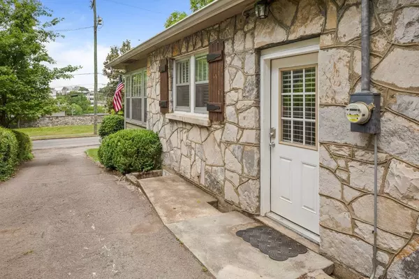 Nashville, TN 37212,3309 Orleans Dr