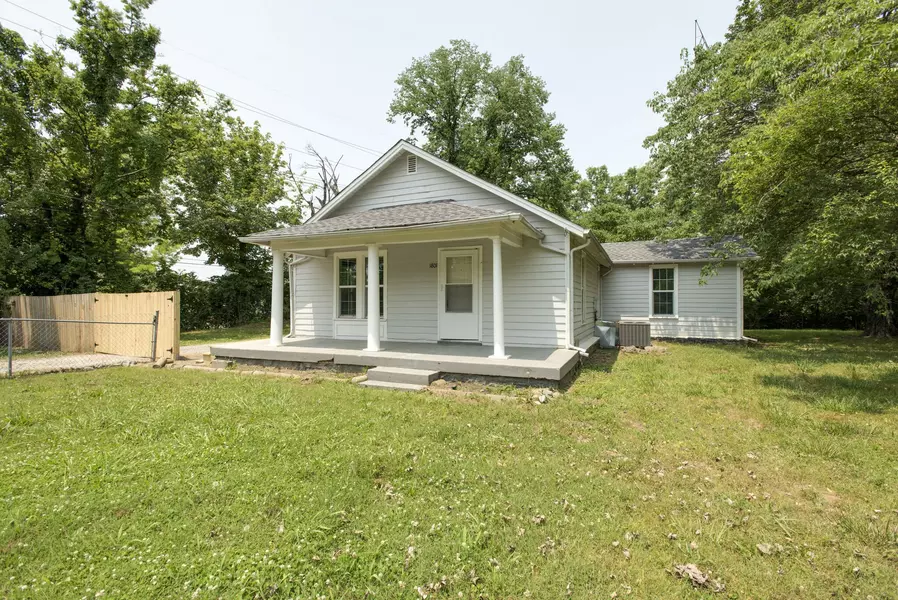 1801 Elizabeth Rd, Nashville, TN 37218