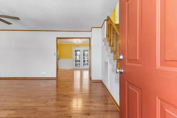 Clarksville, TN 37043,908 Hunter Ln