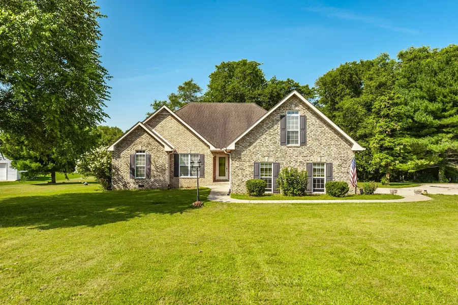 1045 Emerald Way, Castalian Springs, TN 37031