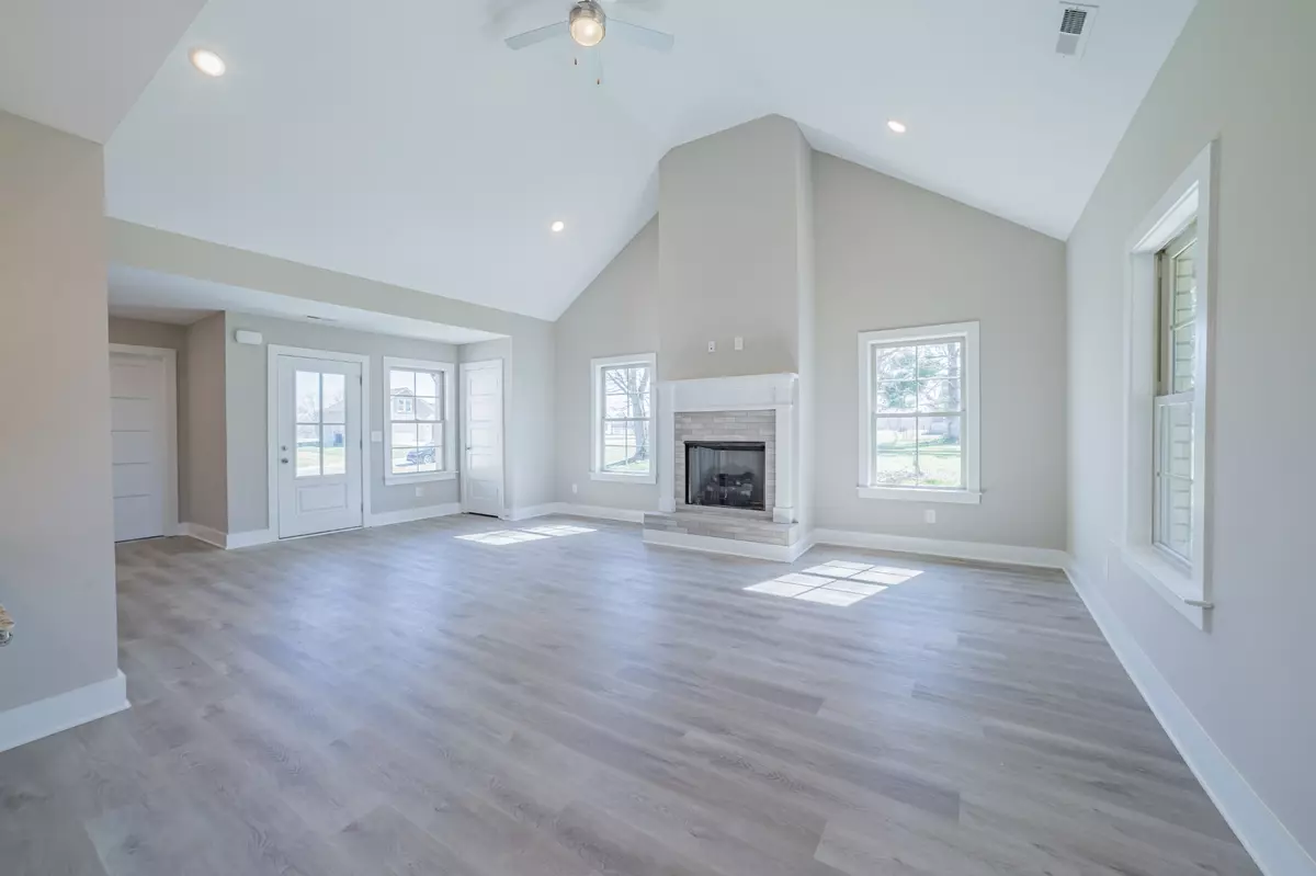 Tullahoma, TN 37388,381 Copperas Creek Rd