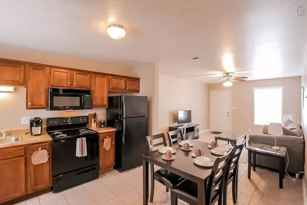 Clarksville, TN 37042,535 Lafayette Rd #B4