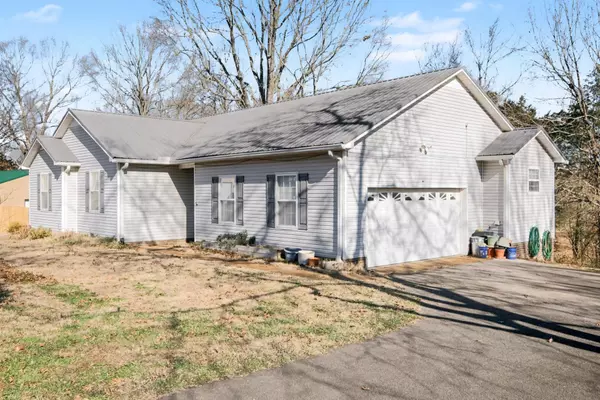 Columbia, TN 38401,1509 Bradshaw Dr