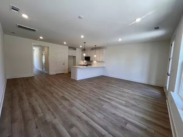 Nashville, TN 37218,134 Valentine Aly