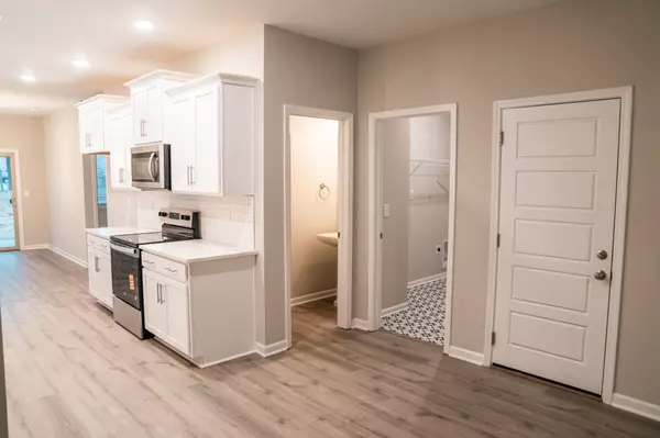 Lebanon, TN 37087,337 Carver Connection #33