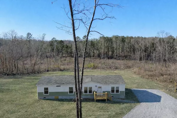 901 Dunwoody Rd, La Fayette, GA 30728