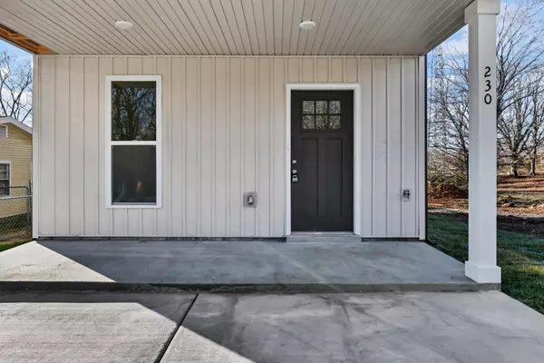 Clarksville, TN 37040,230 Robert St