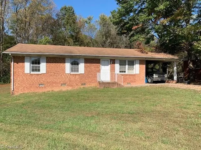 Eden, NC 27288,154 Center CT