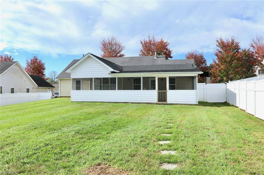 Burlington, NC 27215,1322 Bronze Rose CT