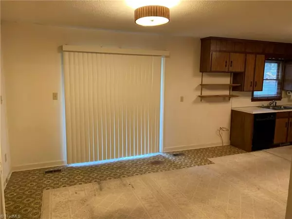 Stoneville, NC 27048,156 Woodbriar DR
