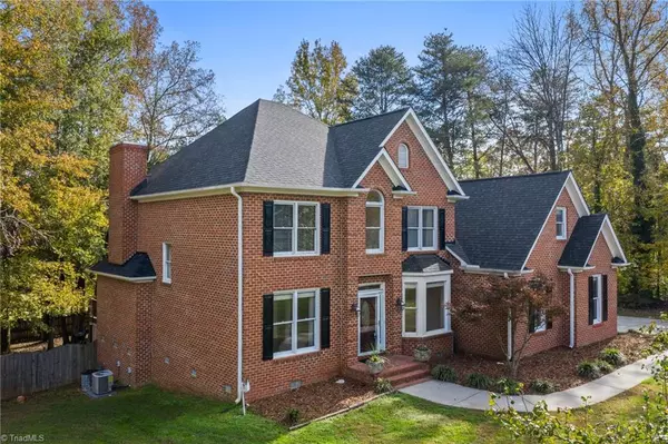 218 Benjamin CT, Burlington, NC 27215