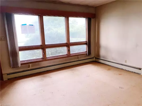 Hamptonville, NC 27020,1717 Hamptonville RD