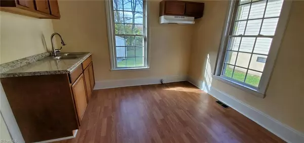 Thomasville, NC 27360,110 Tremont ST