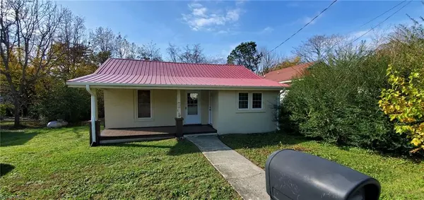 110 Tremont ST, Thomasville, NC 27360