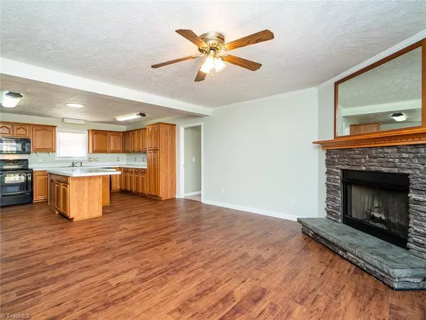 Snow Camp, NC 27349,5709A Bass Mountain RD