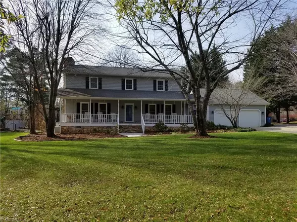 7415 Dickinben DR, Summerfield, NC 27358