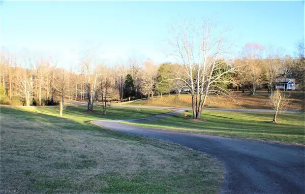 Stoneville, NC 27048,144 Lady Bird CIR