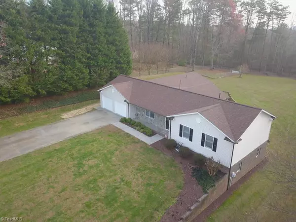 Millers Creek, NC 28697,277 Turnwood LN