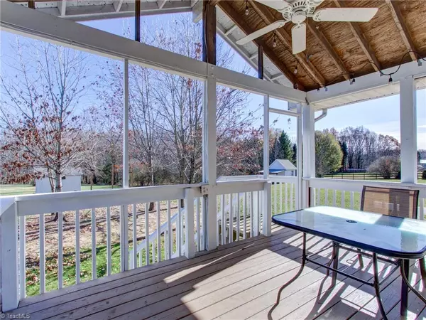 Summerfield, NC 27358,195 Dovefield DR