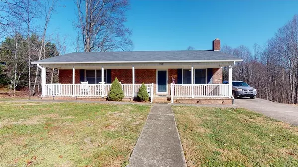 137 Marlin BLVD, Mount Airy, NC 27030