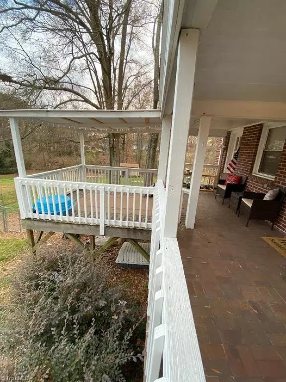 Mayodan, NC 27027,713 Roach ST