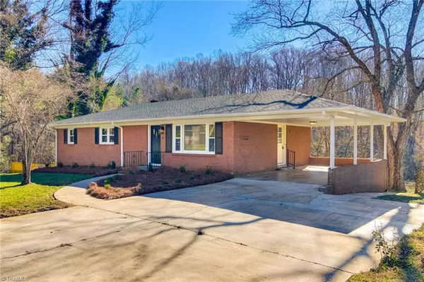 4 Dora LN,  Lexington,  NC 27292