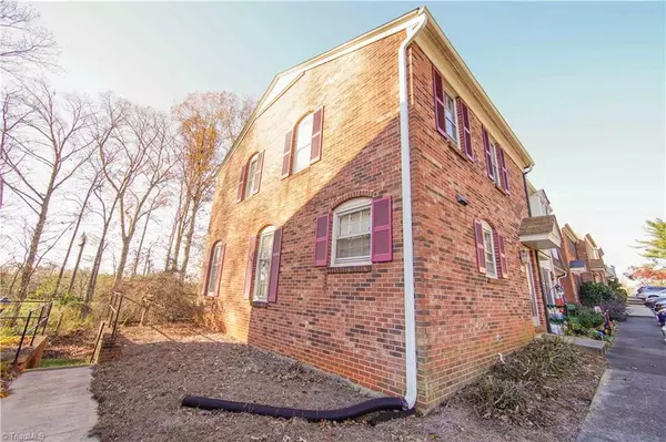 Winston Salem, NC 27103,129 Charlestowne CIR