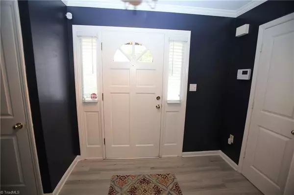 Greensboro, NC 27455,7 Appletree LN