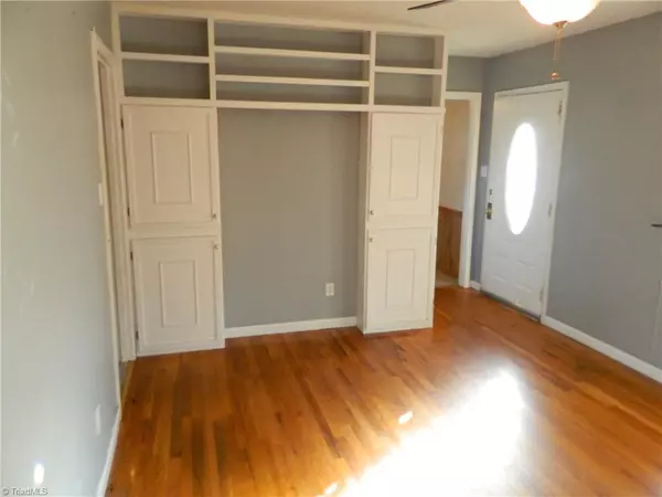 Archdale, NC 27263,111 Meredith DR