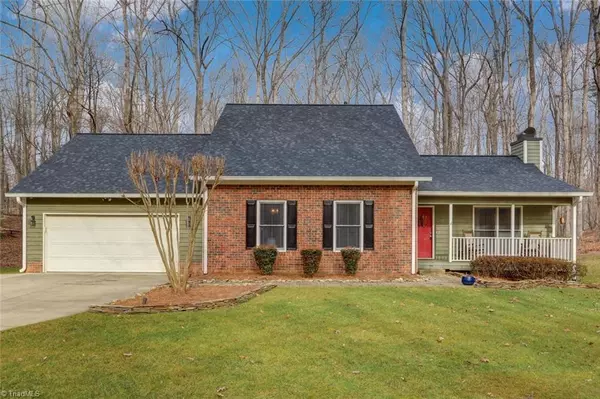 Eden, NC 27288,141 Glencove DR