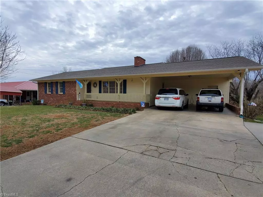 Thomasville, NC 27360,648 Kennedy RD