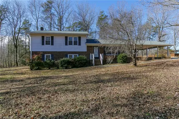 1106 Choyce ST, Burlington, NC 27217