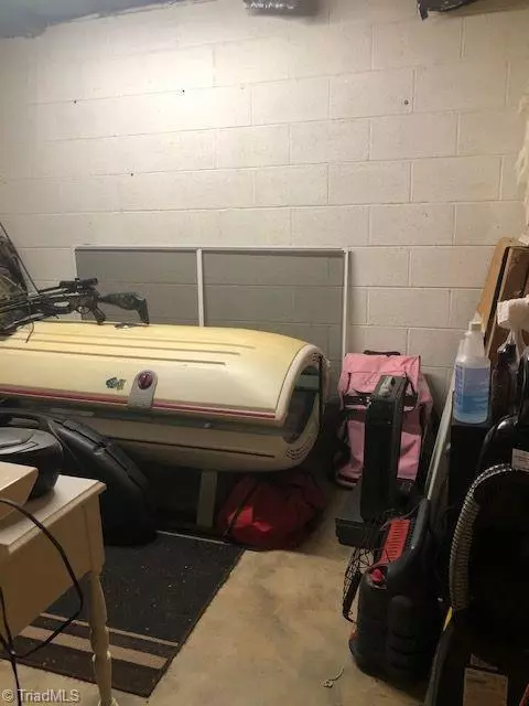 Roaring River, NC 28669,490 Winding Trail DR