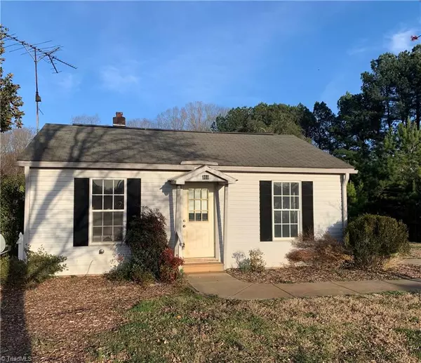 868 Old Mocksville RD, Statesville, NC 28625