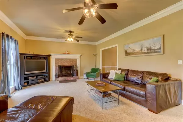 Summerfield, NC 27358,7528 Strawberry RD