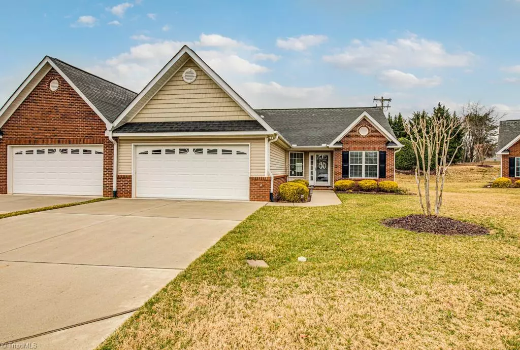 King, NC 27021,121 Brae Ridge LN