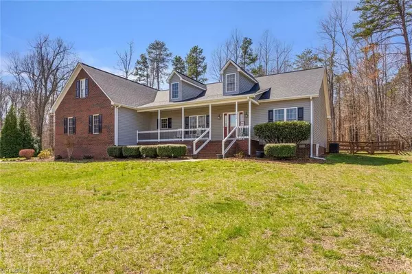 1979 Willow Chapel CT, Pleasant Garden, NC 27313